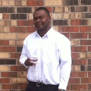 Meet your Posher, Derrick